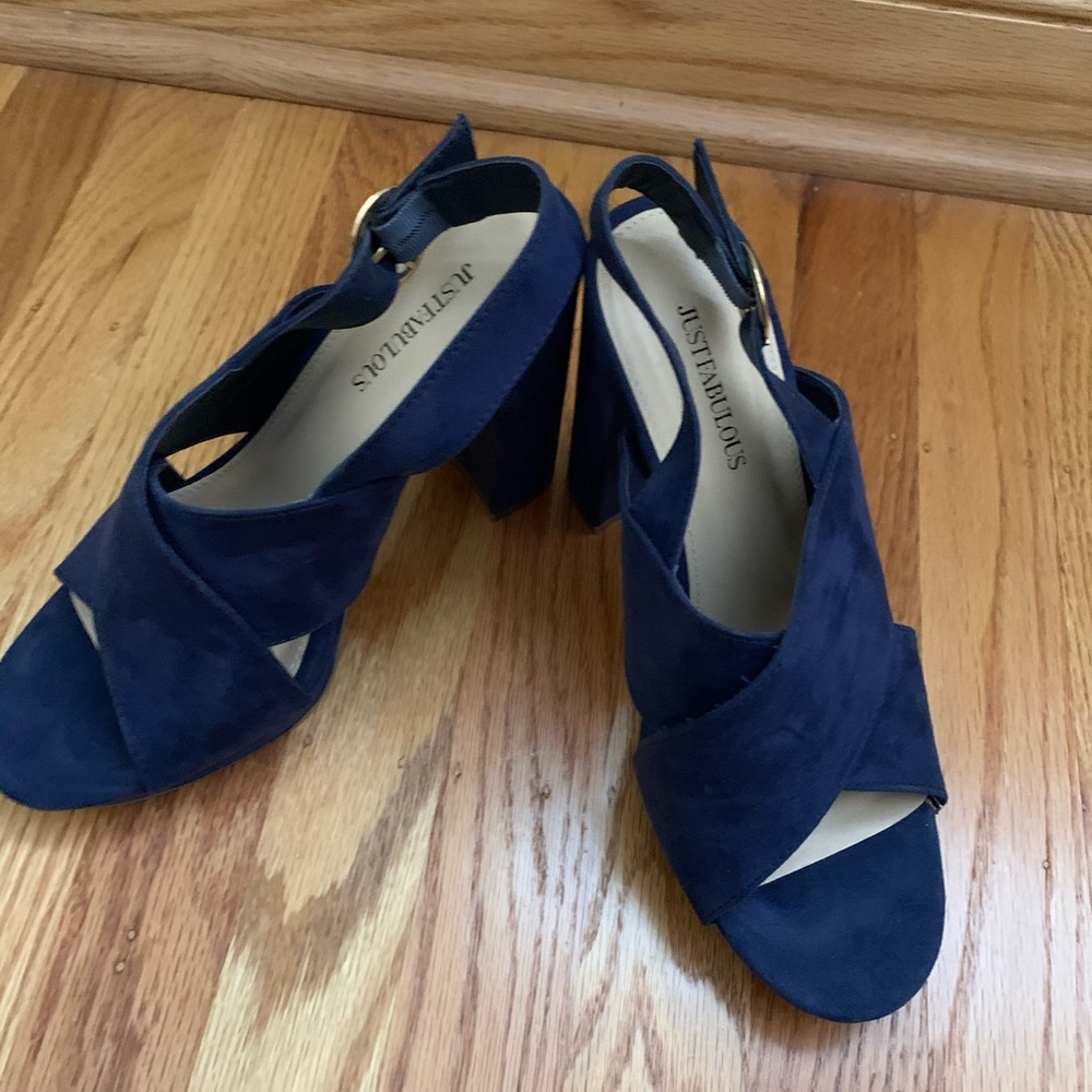 Blue suede shoes!!! Beautiful blue heels